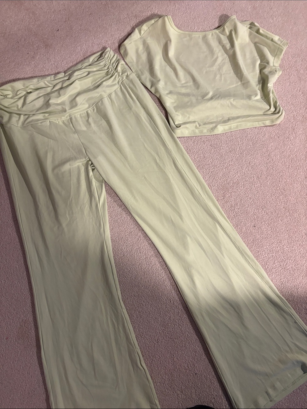 Women's Two-Piece Lounge Set - Lime Greeb Wide-Leg Pants & Crop Top